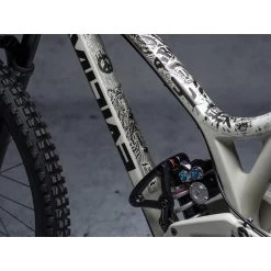 Dyedbro Accessoires Cadre Fluor Kit De Protection De Cadre, Noir -Accessoires cadre fourche Soldes dyedbro fluor frame protection kit black gloss 5