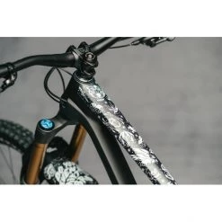 Dyedbro Accessoires Cadre Old School Tattoo Kit De Protection De Cadre, Blanc